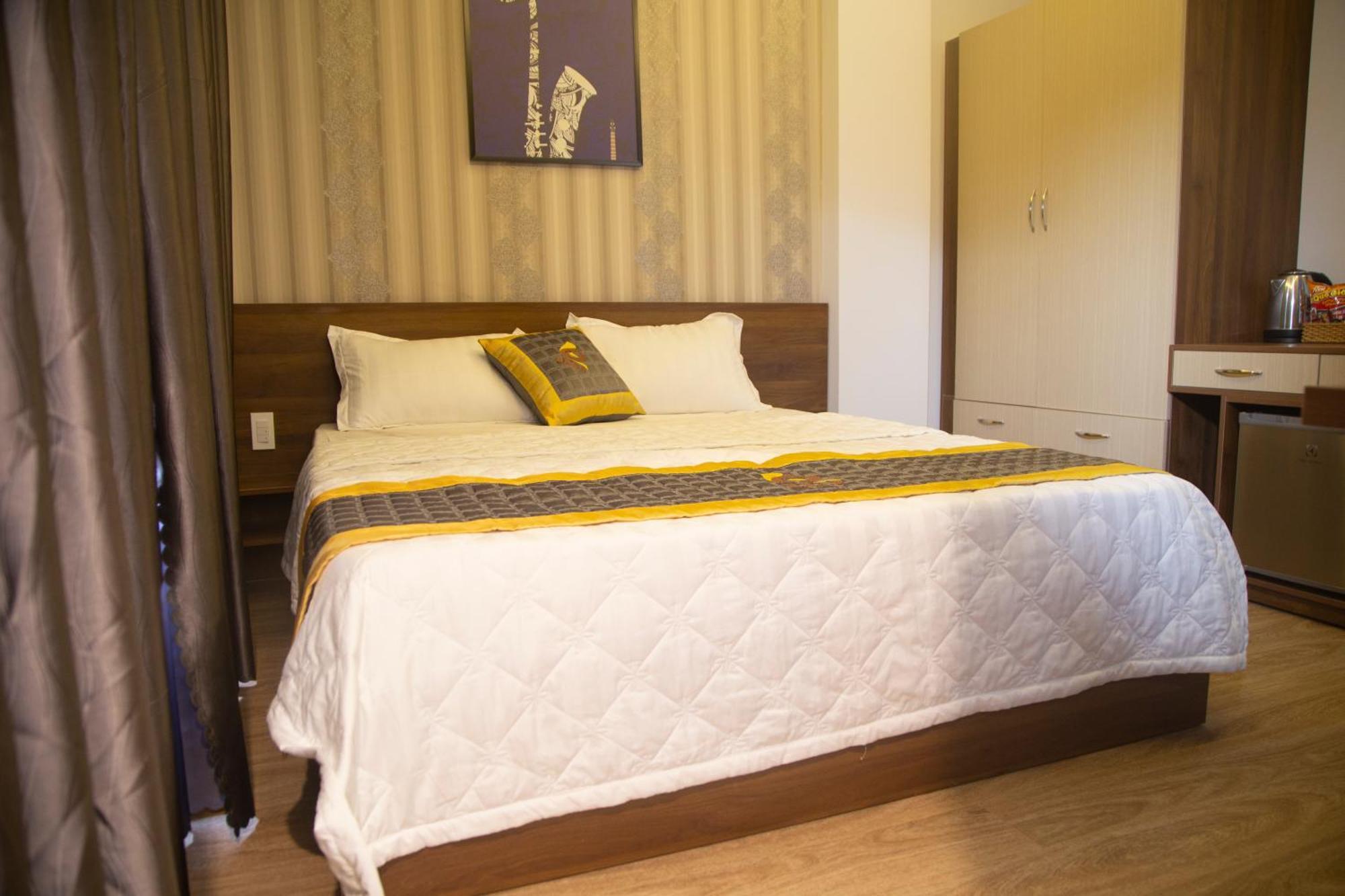 Baka Hotel - Khach San Туй Хоа Екстериор снимка